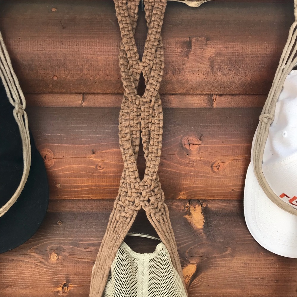 Handmade Macrame Hat hanger - Picture 7 of 7